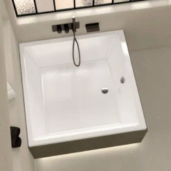 Baignoire Carrée, 120x120 Cm, Acrylique, Quadra -Produits De Salle De Bain Soldes 2024 baignoire carree 120x120 cm acrylique quadra 2