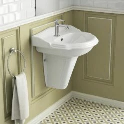 Lavabo Suspendu Rétro 58x57 Cm, Céramique, Laetitia 7 Lavabo Suspendu Rétro 58x57 Cm, Céramique, Laetitia -Produits De Salle De Bain Soldes 2024 lavabo suspendu retro 60x57 cm ceramique laetitia 2