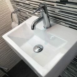 Lave Main Gain De Place 43x30 Cm, Céramique, Pure 9 Lave Main Gain De Place 43x30 Cm, Céramique, Pure -Produits De Salle De Bain Soldes 2024 lave main gain de place 43x30 cm ceramique pure 2