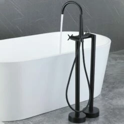 Robinet Mélangeur De Baignoire Au Sol Et Douchette, Noir Mat, Cross II -Produits De Salle De Bain Soldes 2024 robinet melangeur de baignoire au sol et douchette noir mat cross ii 2