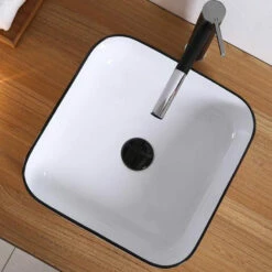 Vasque à Poser 39 X 39 Cm, En Céramique, Blanc Et Liseré Noir - Chic -Produits De Salle De Bain Soldes 2024 vasque a poser en ceramique blanc et lisere noir 39 x 39 cm chic 2